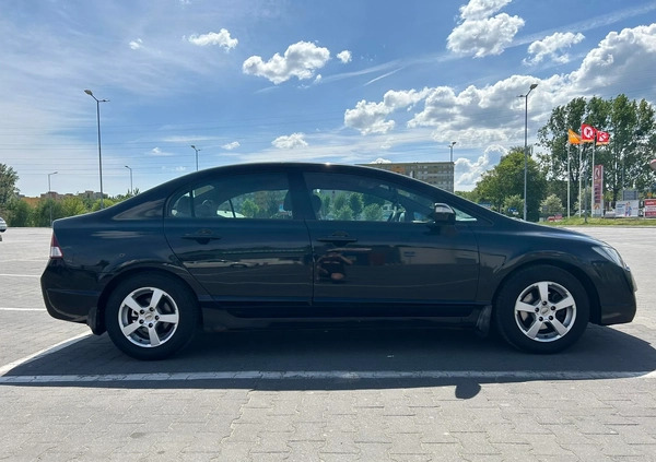 Honda Civic cena 17999 przebieg: 190000, rok produkcji 2007 z Stopnica małe 277